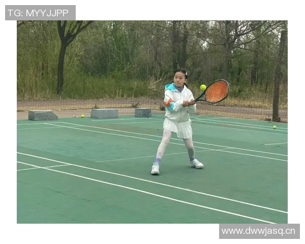 网球新手必看:掌握力量技巧的全面入门指南与训练方法